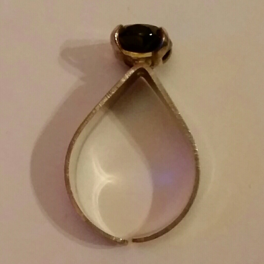 STERLING & TOPAZ RING - Picture 2 of 4